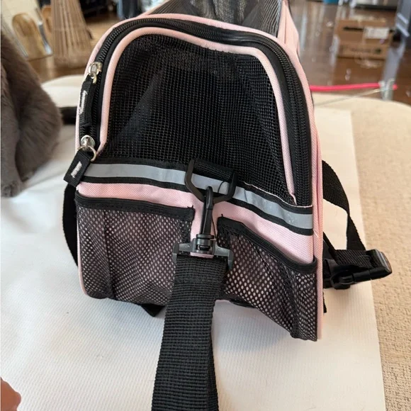 Pink Collapsible Pet Carrier 4 Cats w pockets and mesh vents removable cushion - Picture 6 of 13